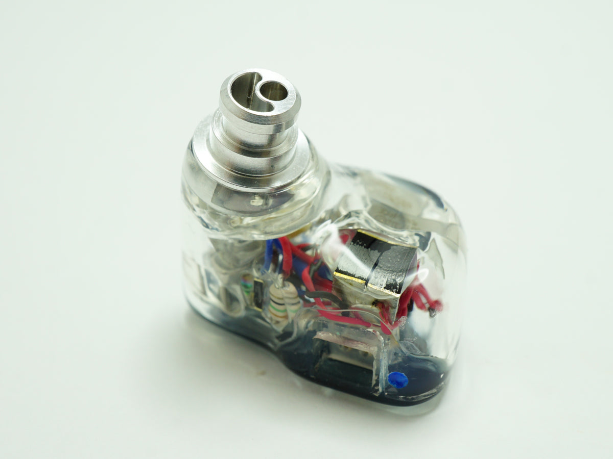 CW-U77 3way/8driver Universal In-Ear Monitor CW-U77 3way/8driver Universal In-Ear Monitor